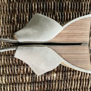 Franco Sarto Suede Wedge Slide Open Toe Taupe Sandal Size 6.5M